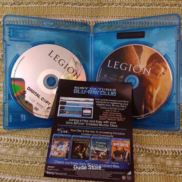 LEGION - Featuring Paul Bettany - 2010 - 2 Blu-Ray Set - Picture 2 of 3